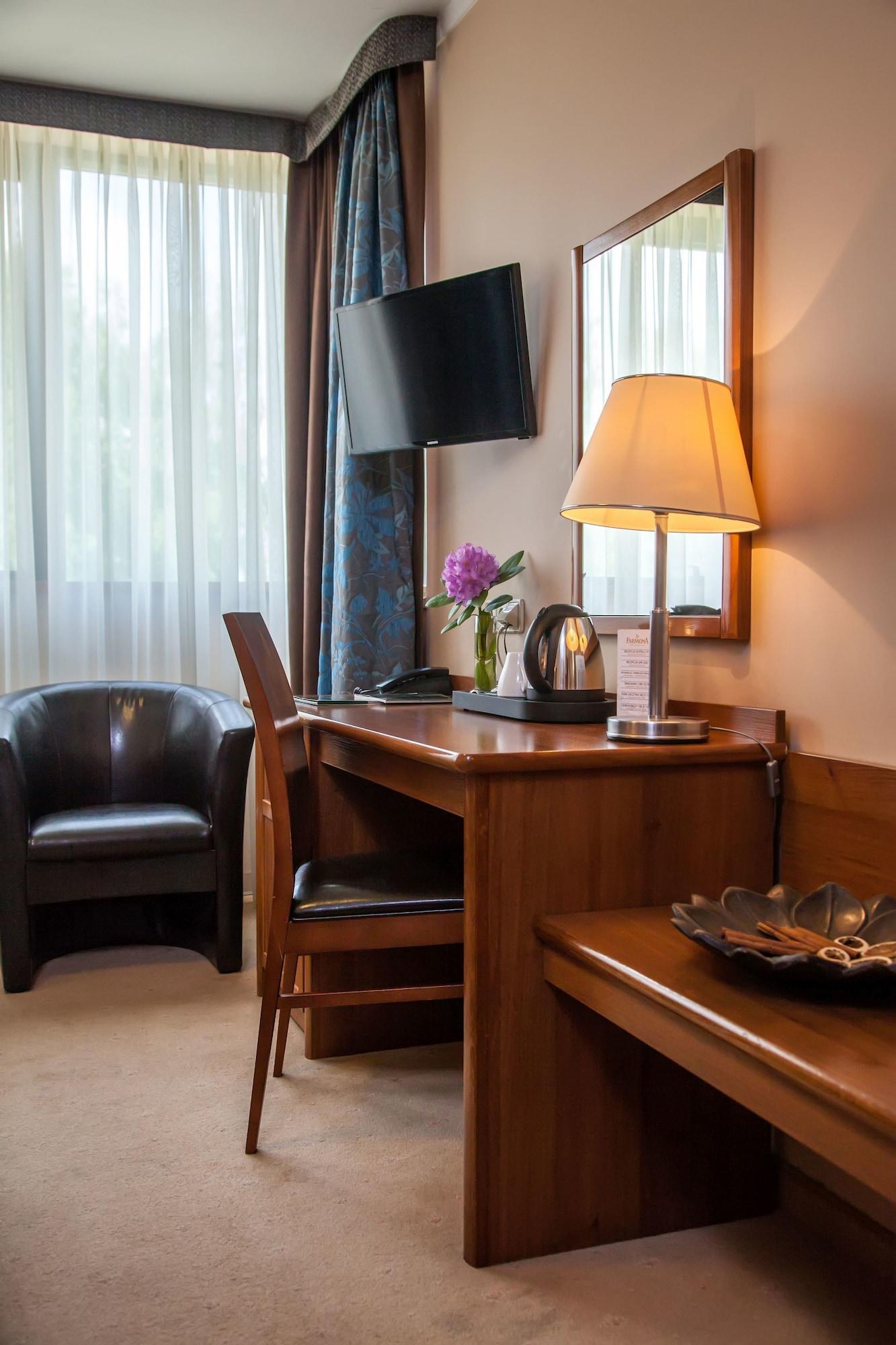 Farmona Hotel Business & Spa Krasków Εξωτερικό φωτογραφία