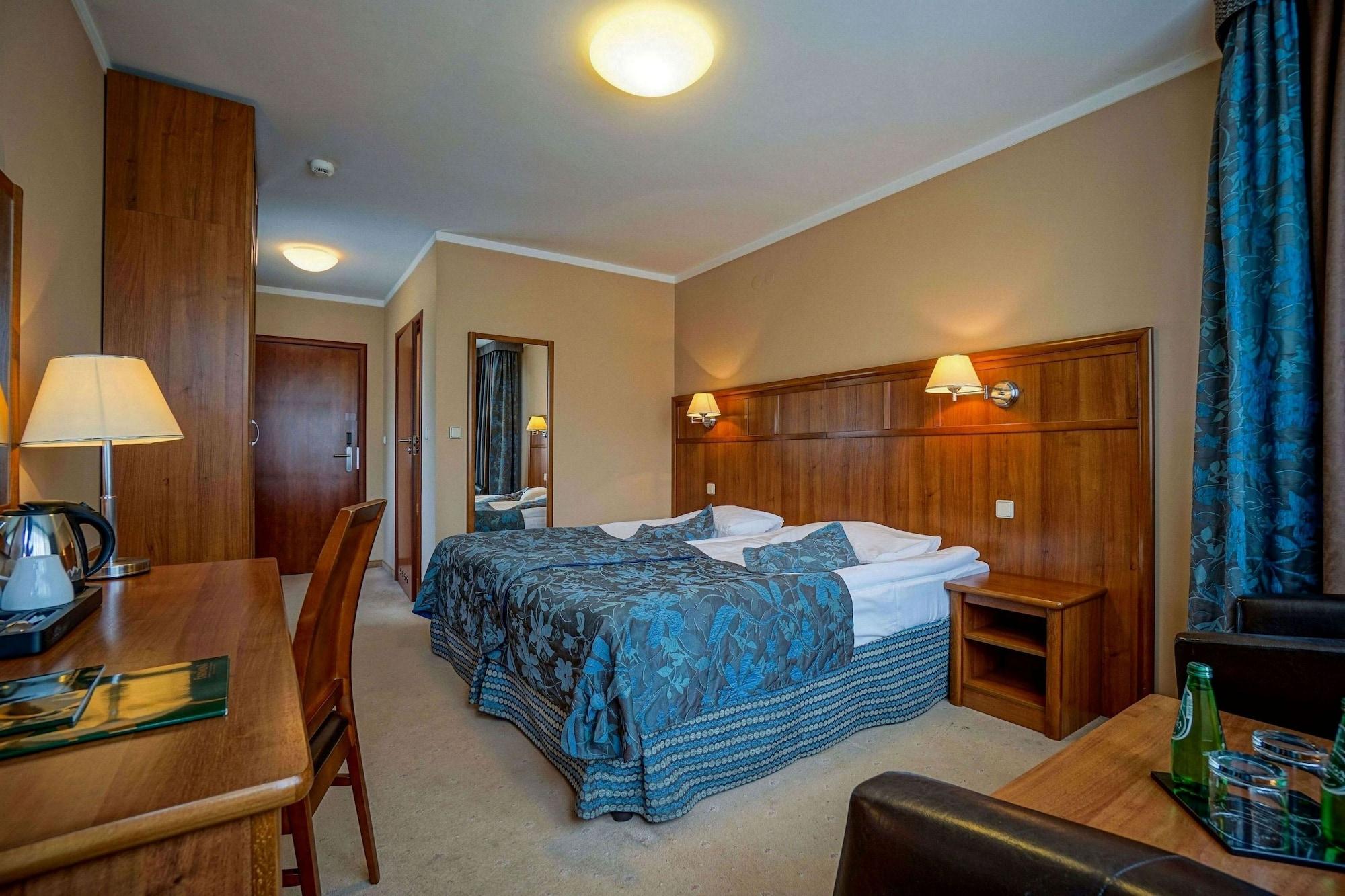 Farmona Hotel Business & Spa Krasków Εξωτερικό φωτογραφία